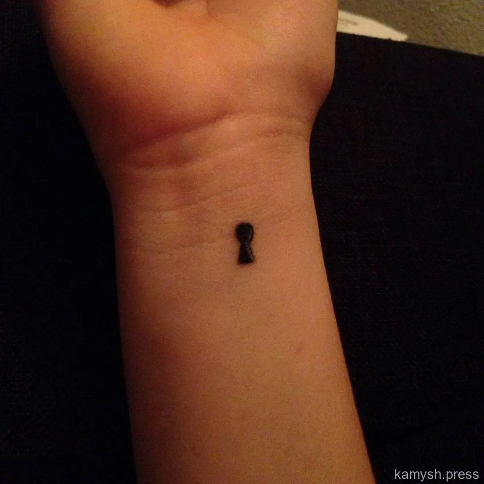 11. Маленькая замочная скважина