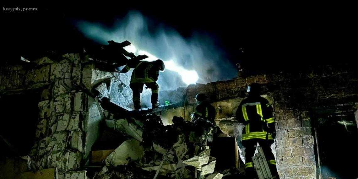 Мэр Одессы показал кадры последствий атаки «Шахедов» на город и сообщил о пострадавших