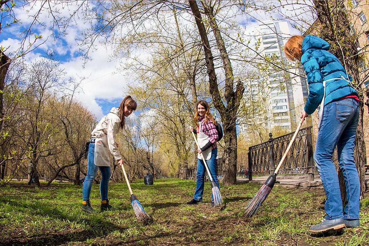 В Москве на субботниках будут петь и играть