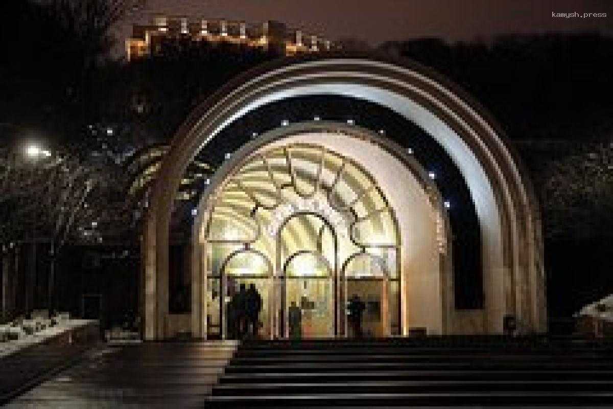 Военный в Киеве убил подростка на фуникулере