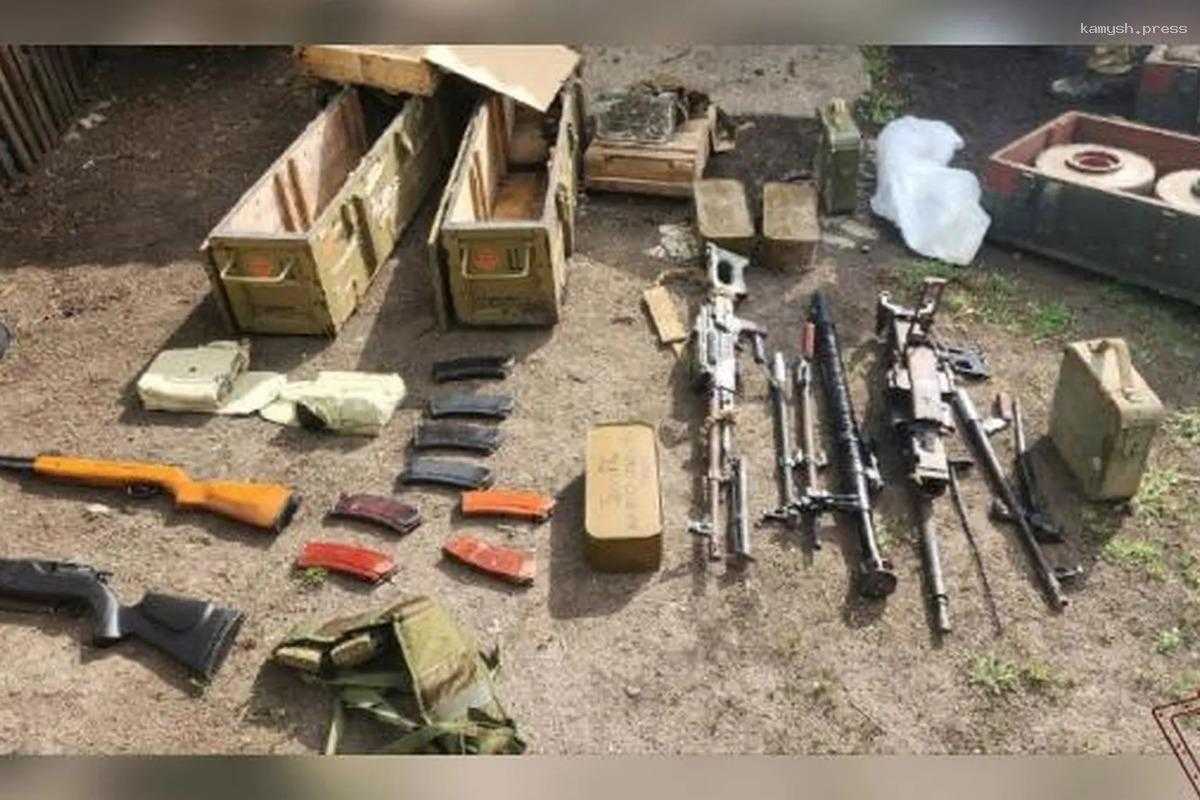 Росгвардия нашла в ДНР тайник со взрывчаткой