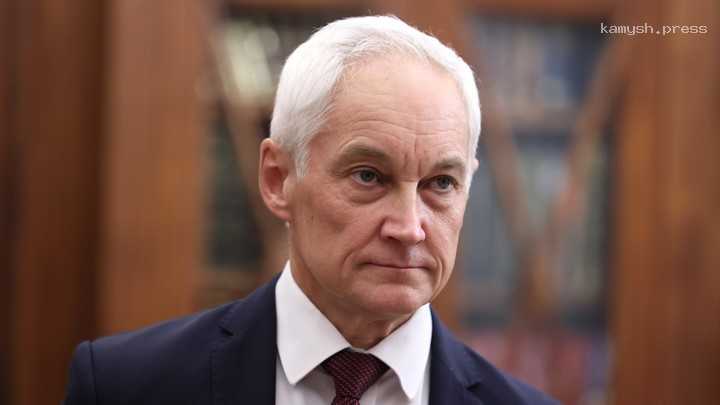 Эксперт объяснил неожиданное назначение гражданского на должность главы Минобороны