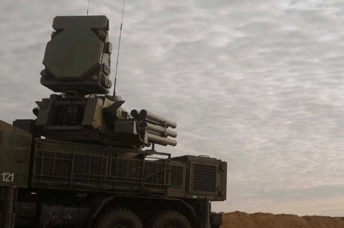 ПВО сбила над Белгородской областью 21 воздушную цель, пострадала женщина