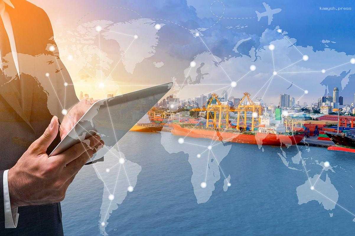 Внешняя торговля России-2024: профицит по товарным операциям перекрывает минус по услугам