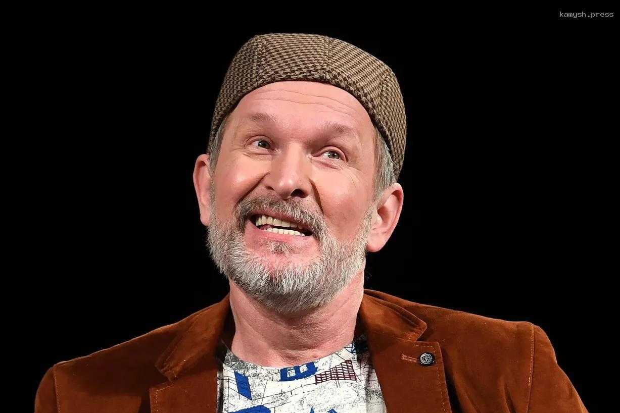 Виктор Добронравов рассказал о состоянии отца