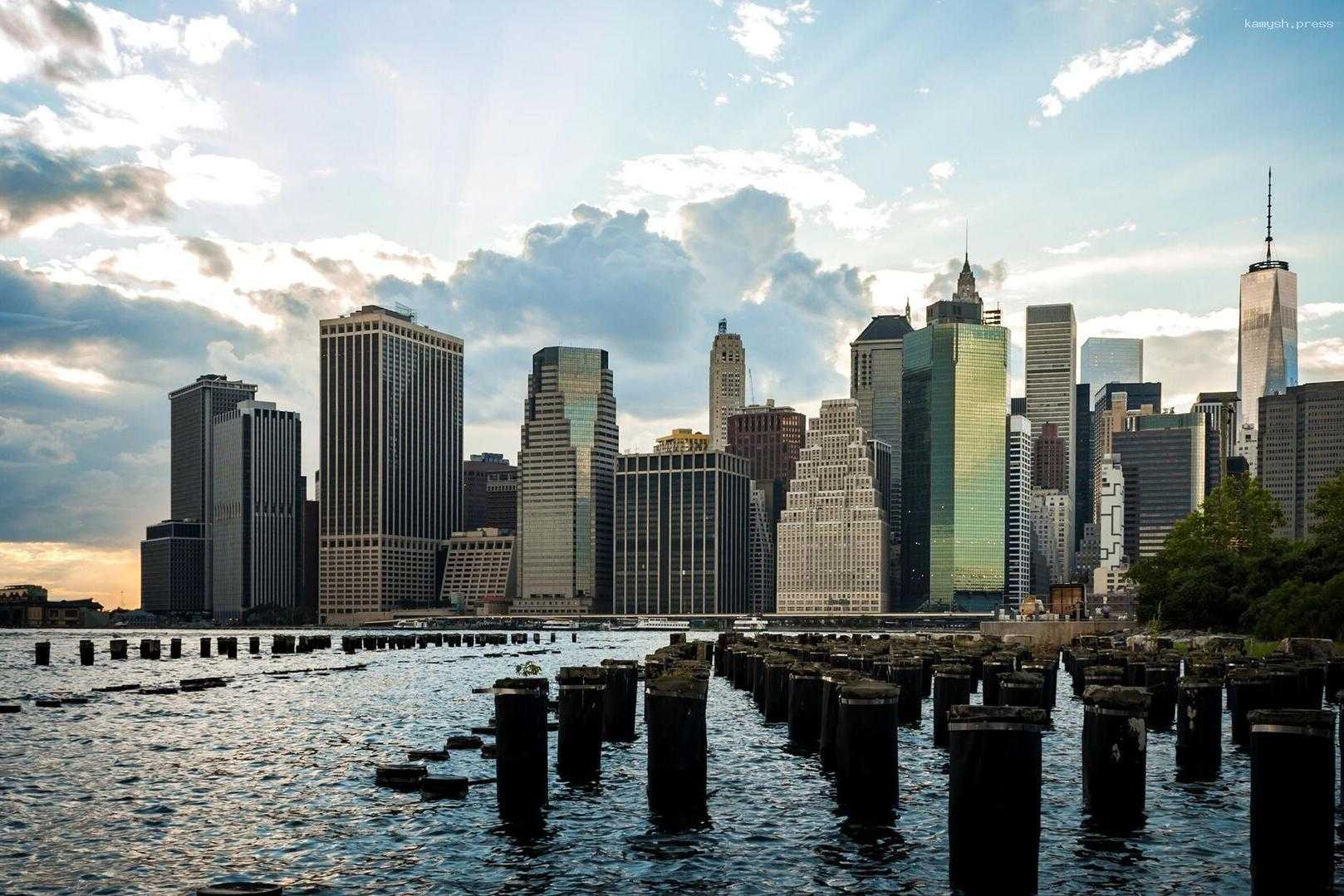 Правительственный чат-бот Нью-Йорка поймали на лжи о городских законах