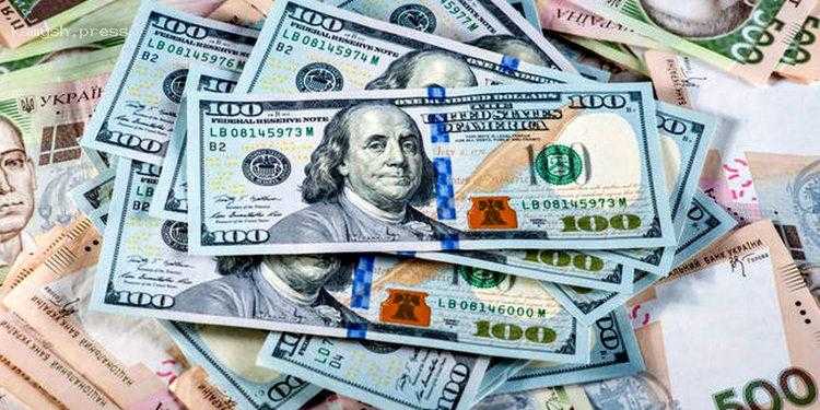 В Минэкономики рассказали, как будет колебаться средний курс доллара в 2024-2025 годах