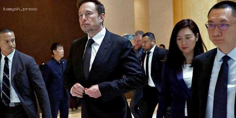 СМИ выяснили причину конфиденциального визита Маска в Китай