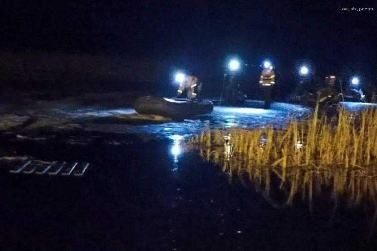 МЧС завершило операцию по спасению 53 рыбаков в Челябинской области, все люди благополучно достигли берега