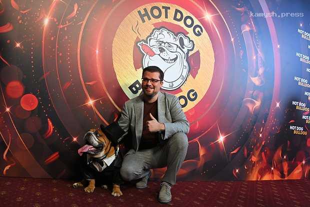 Стало известно о многомиллионном убытке бизнеса известного комика