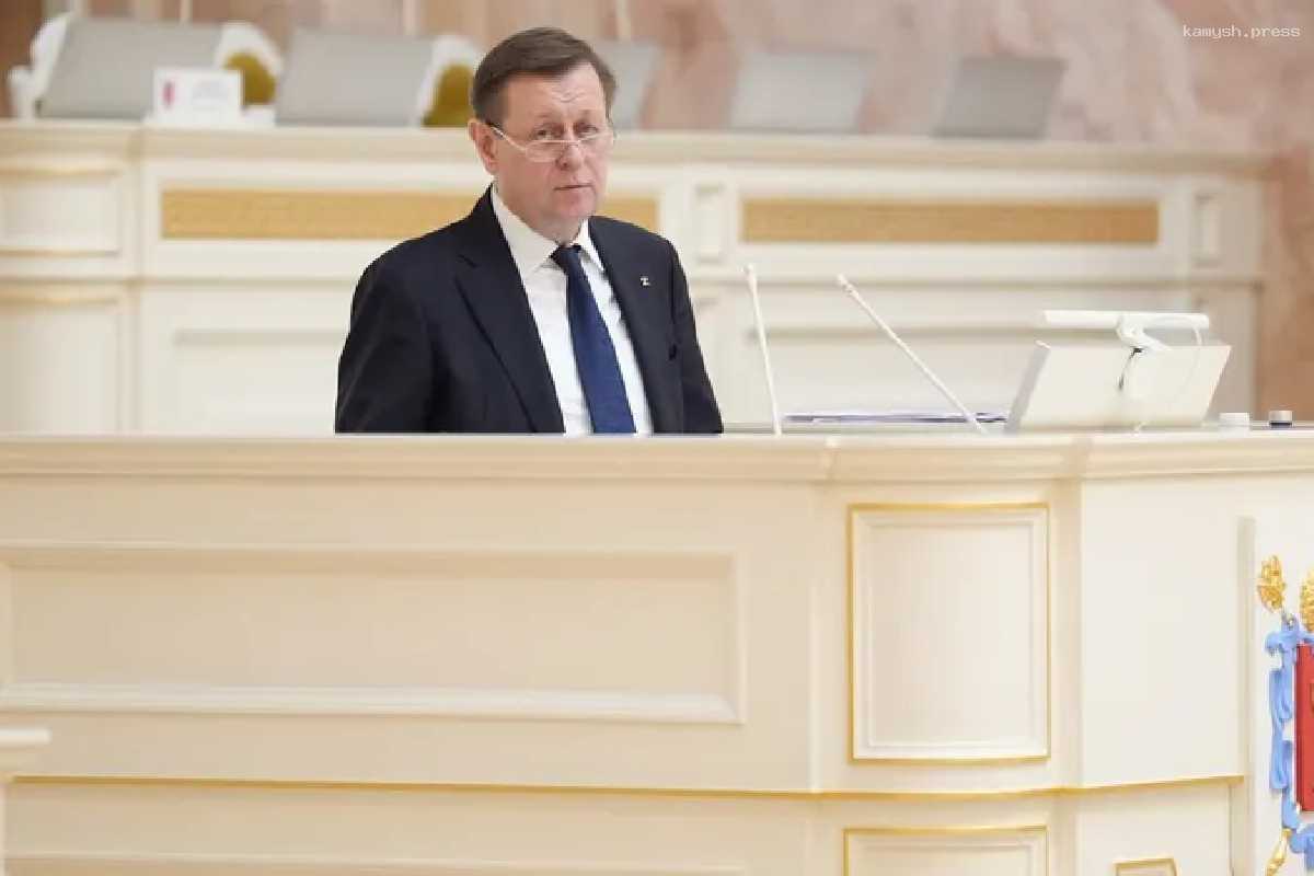 Бизнес-омбудсмен Петербурга Калугин заявил о нехватке трудовых мигрантов