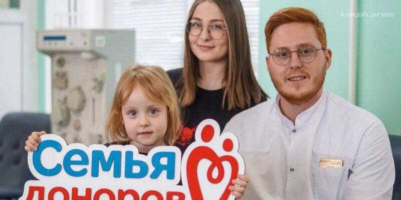 Сотрудник Самарской областной клинической станции переливания крови за пять лет сдал кровь 55 раз