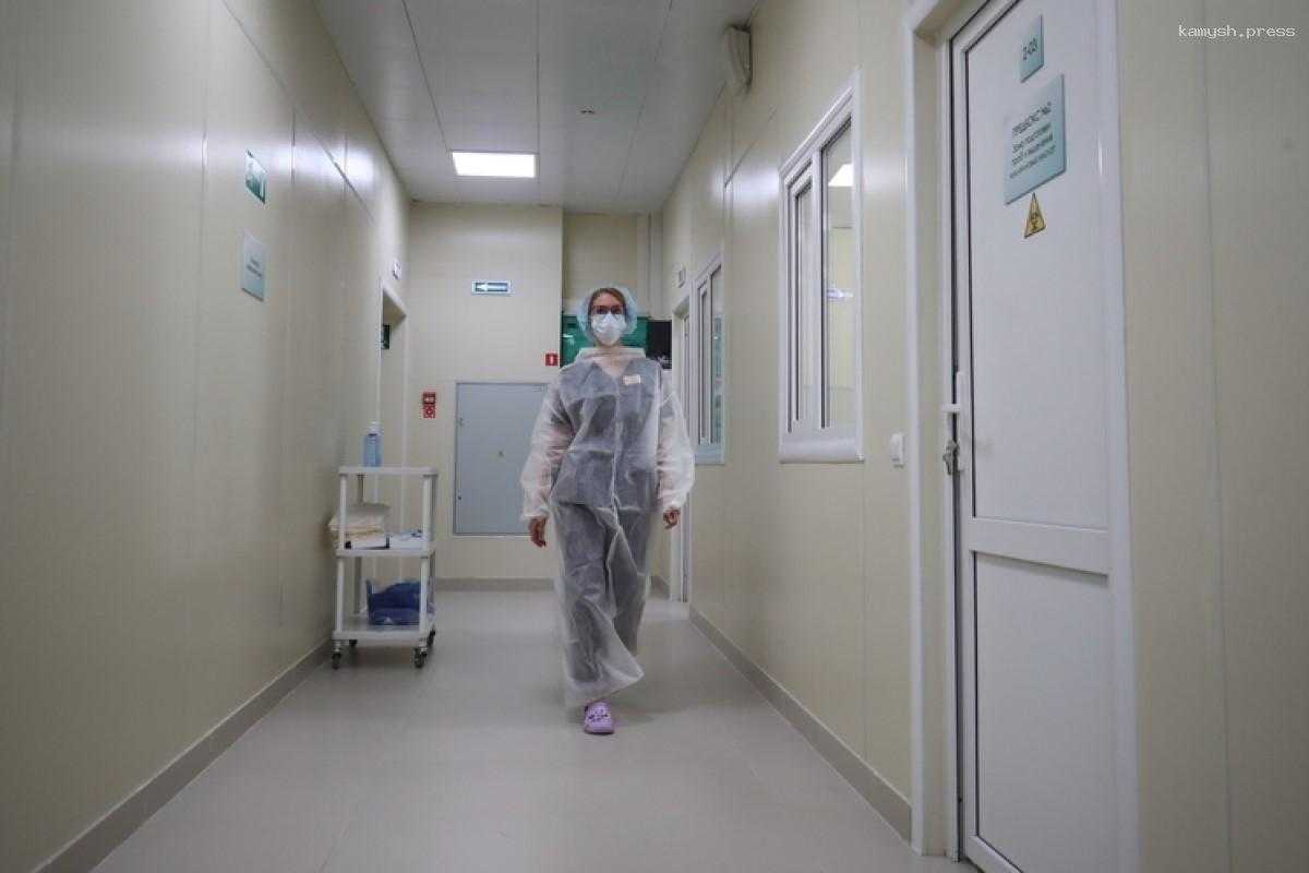 Стали известны самая большая и самая маленькая зарплаты главврачей в Волгоградской области за прошлый год