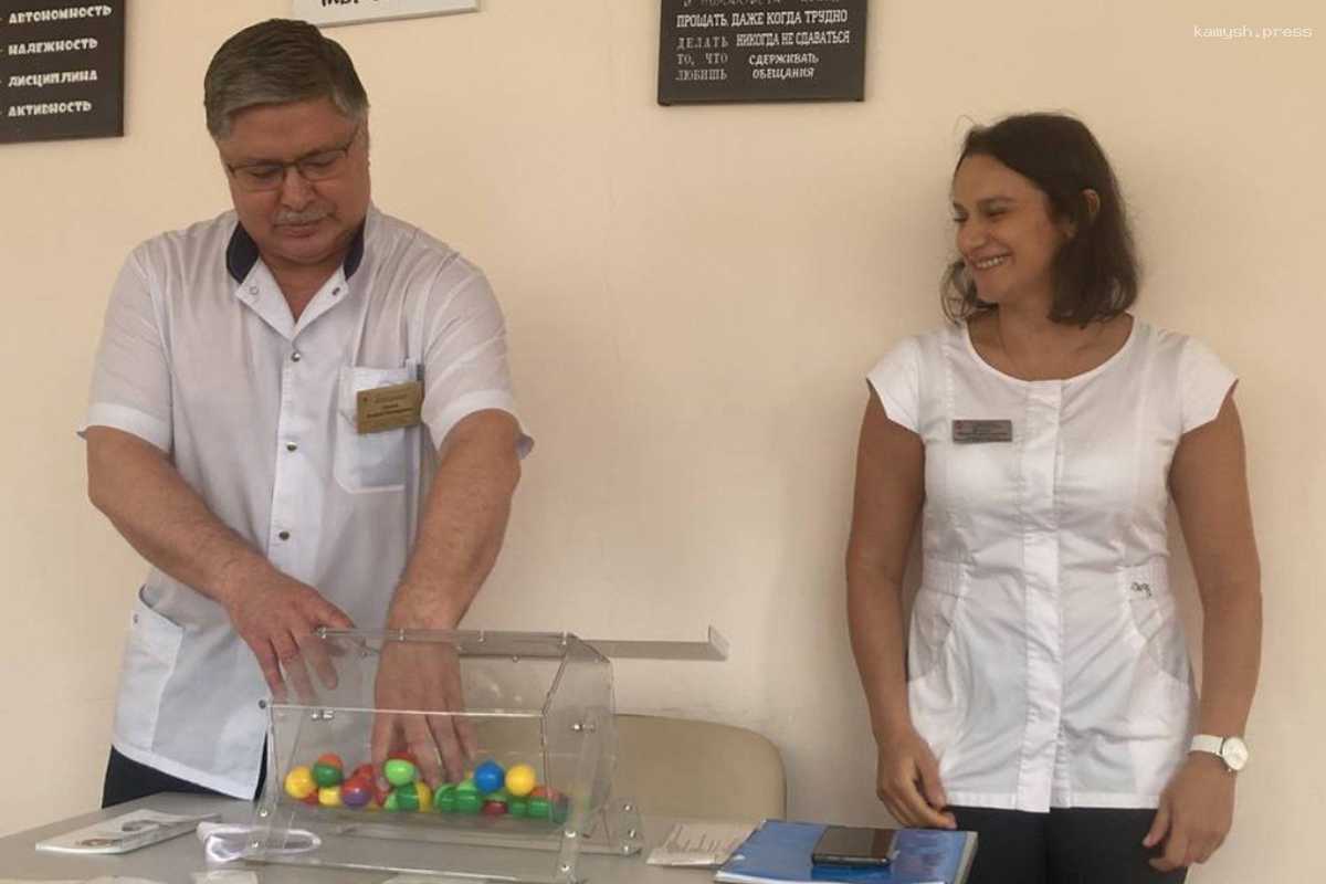 В перинатальном центре Пушкина разыграли бесплатное нахождение в послеродовой палате