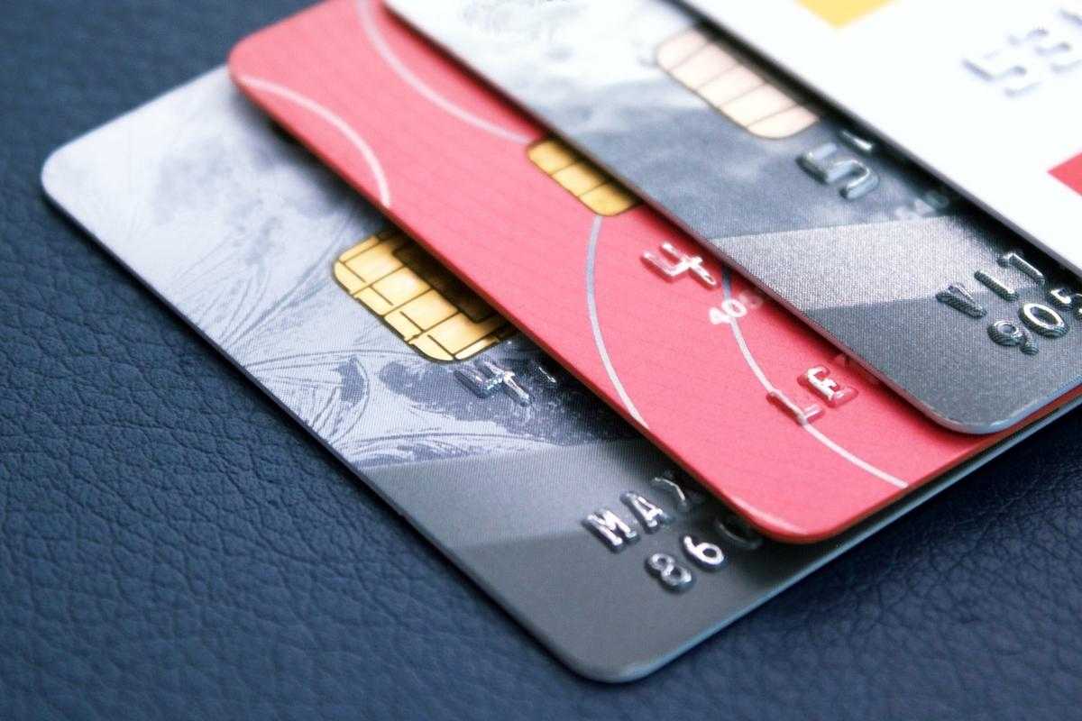 Житель Владимирской области 13 раз воспользовался найденной на улице банковской картой