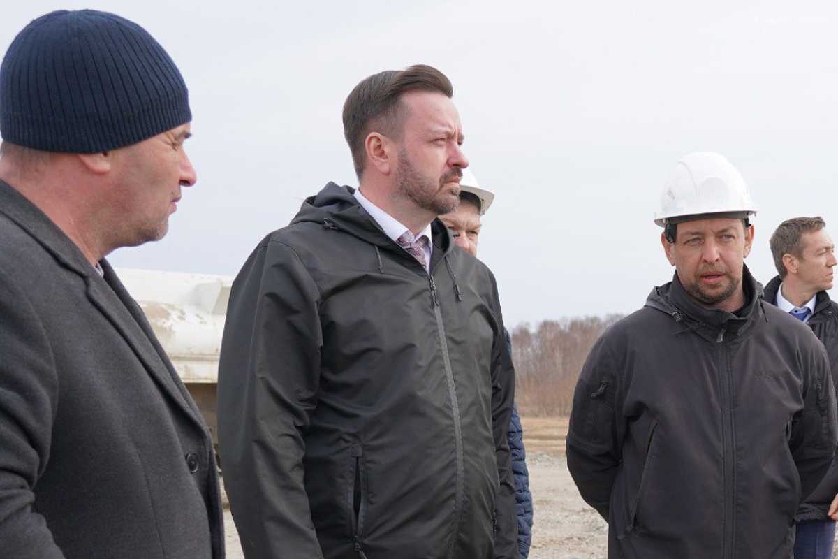 В Петропавловске-Камчатском продолжается строительство дороги в Халактырскому пляжу