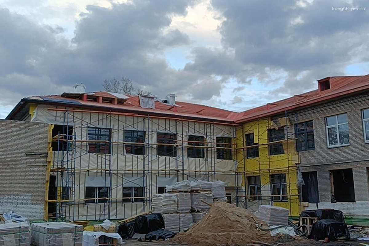 В Пушкине школу №11 отремонтировали на 40%
