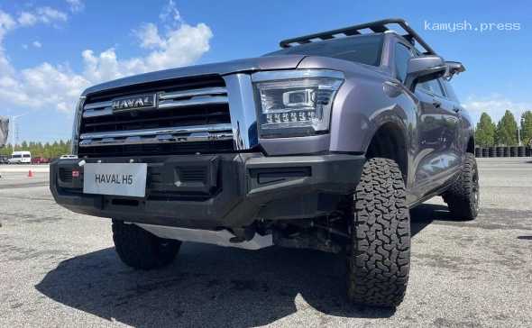 Haval привезет в Россию клон Land Cruiser 300