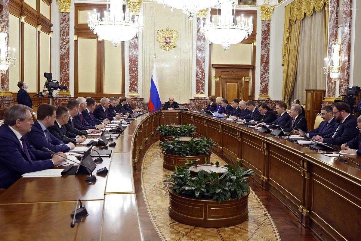 Мишустин впервые обратился к новому составу правительства