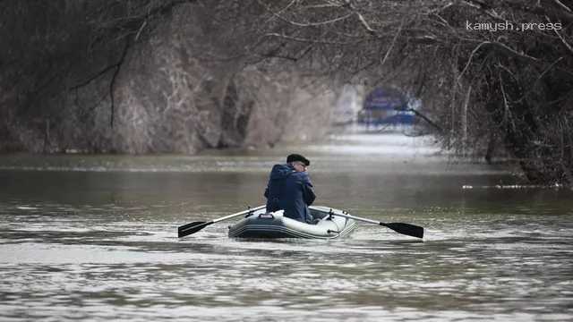 В Кремле прокомментировали фразу губернатора «уберите телефоны» жителям Орска