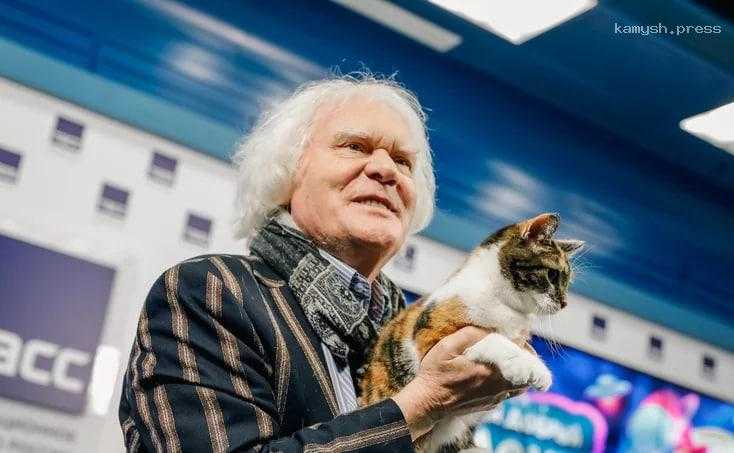 Юрий Куклачев останется в больнице еще на неделю