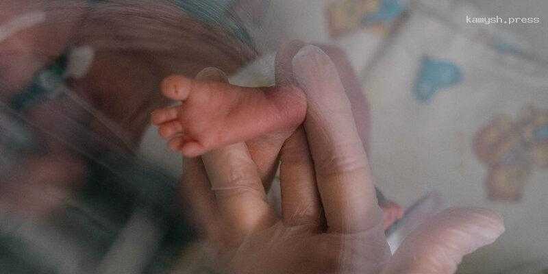 В Ижевске врачи спасли девочку, появившуюся на свет весом 670 граммов