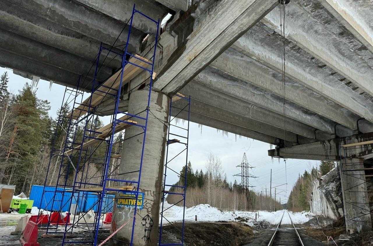 В свердловском «Управтодоре» объяснили, почему закрыли Серовскую трассу