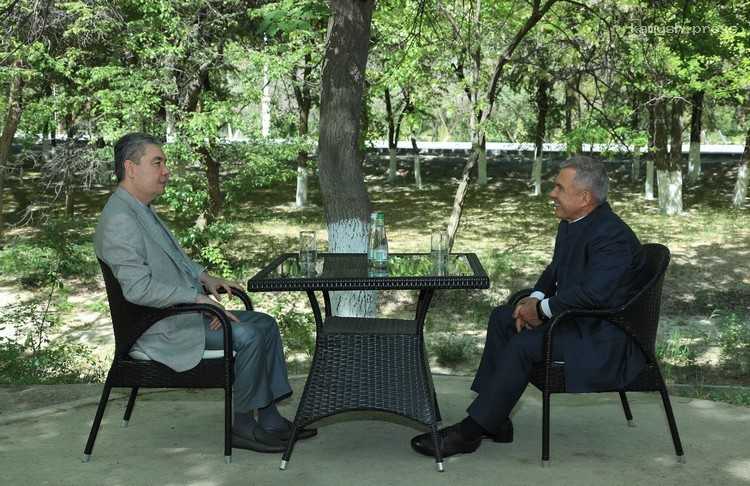 Глава Татарстана обсудил с экс-президентом Туркменистана форумы, которые пройдут в Казани