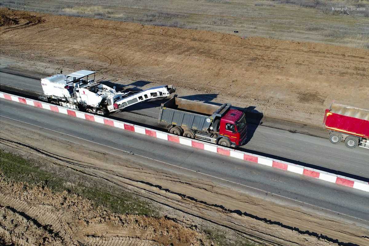 В Калмыкии расширят трассу «Каспий» и отремонтируют 117 км дорог