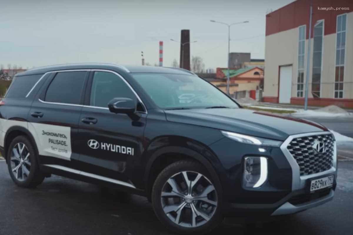 Названы самые угоняемые автомобили в России