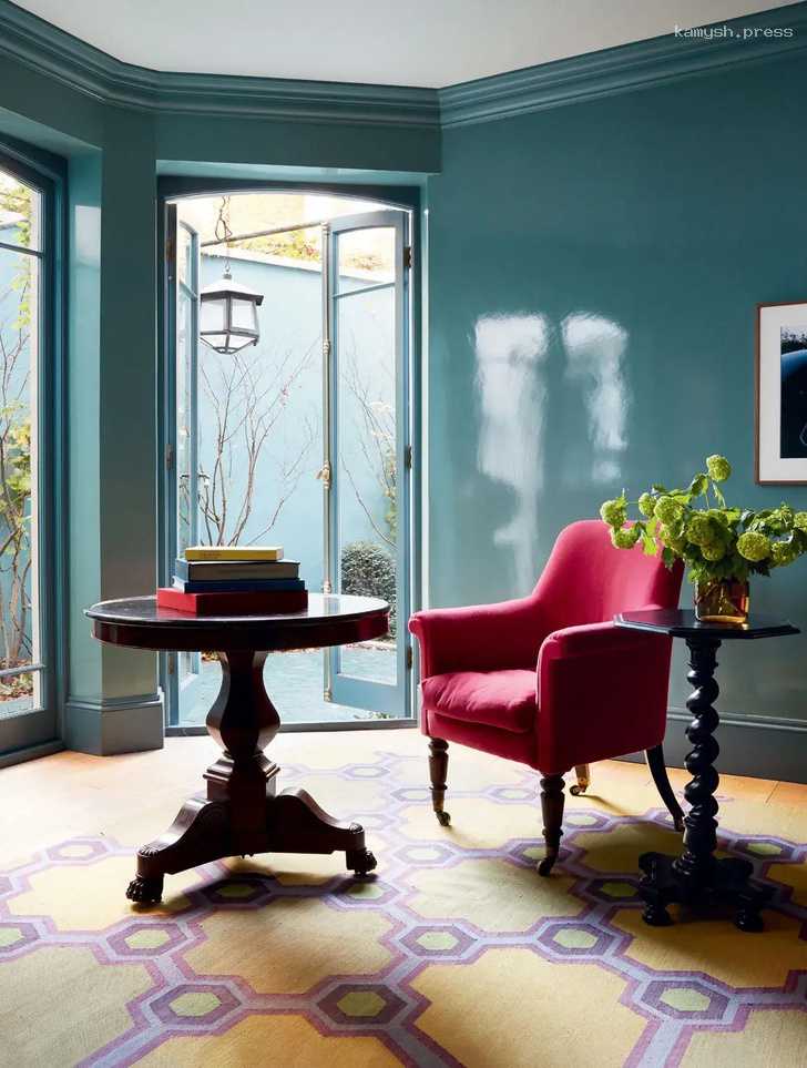 Эксперты рассказали, как правильно покрасить стены дома