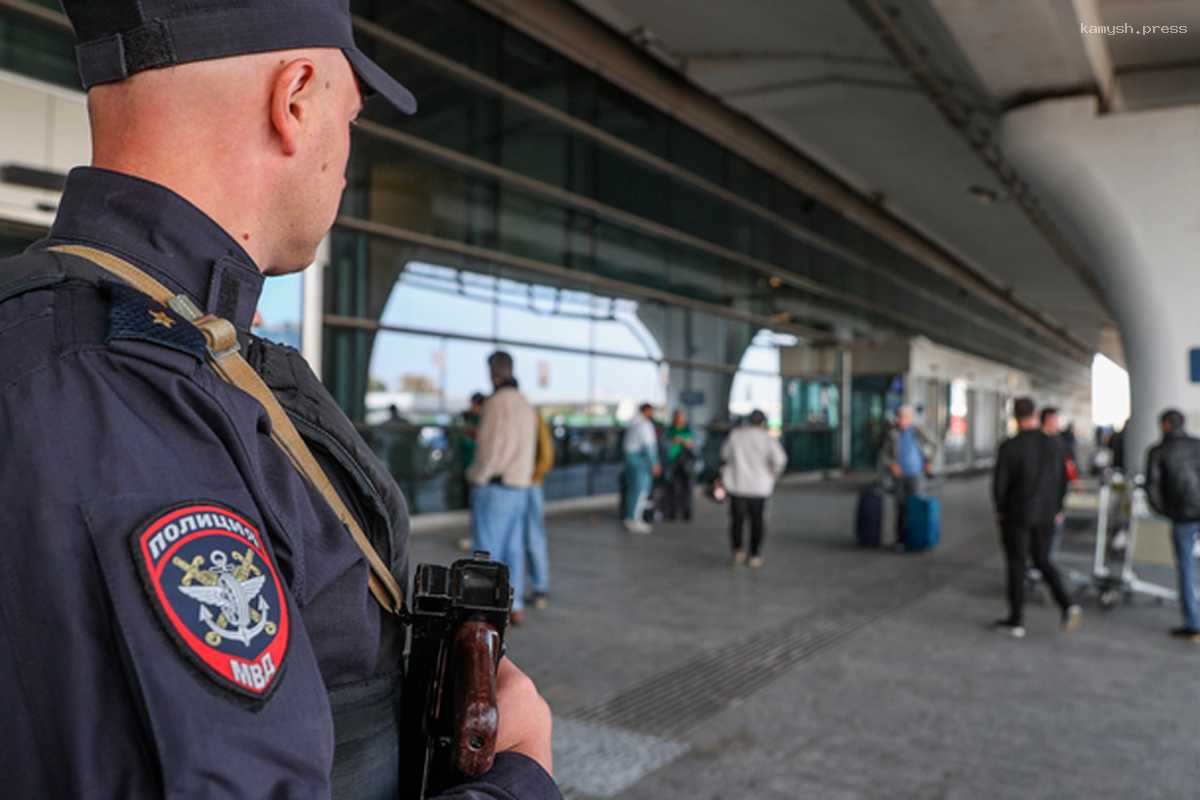 В Москве арестовали 18 человек за антивоенную акцию