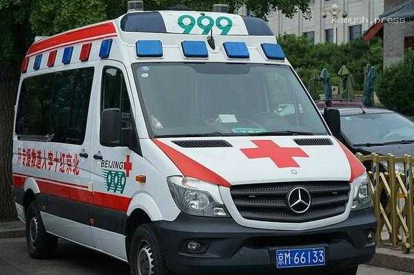 48 человек погибли при обрушении автотрассы в Китае