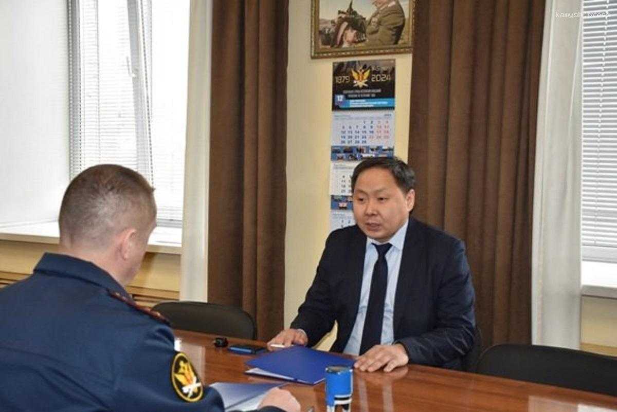 В колониях Тувы начнут осваивать шахматы на при помощи именитых преподавателей