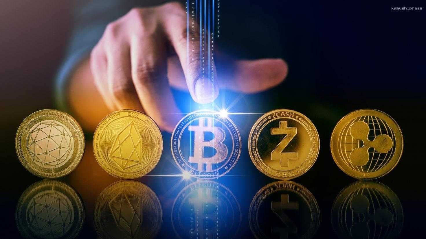 В Челябинске 19-летний мошенник сумел обмануть десятки человек, пообещав им прибыль от инвестиций в криптовалюту