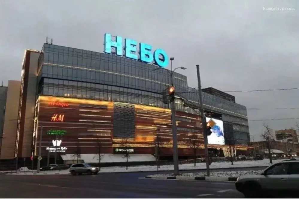 Журналист проинспектировал эвакуационные выходы в нижегородских торговых центрах