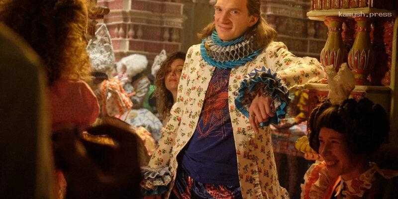 Алексей Учитель рассказал, что он думает о режиссерской работе сына Ильи в фильме «Летучий корабль»