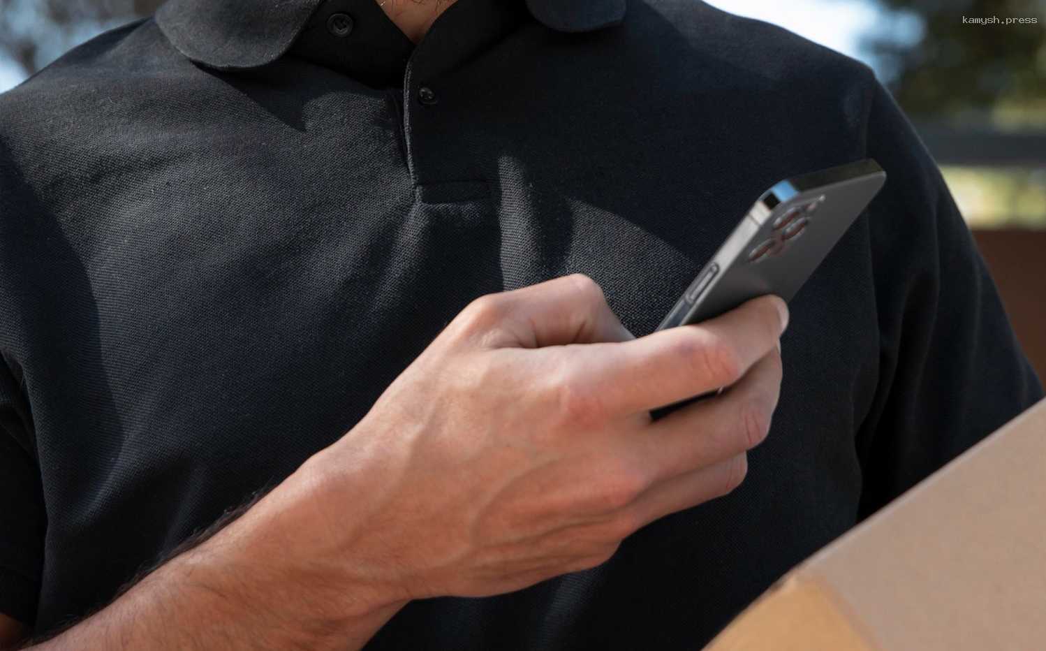 В Нижнем Новгороде задержали молодого курьера мошенников