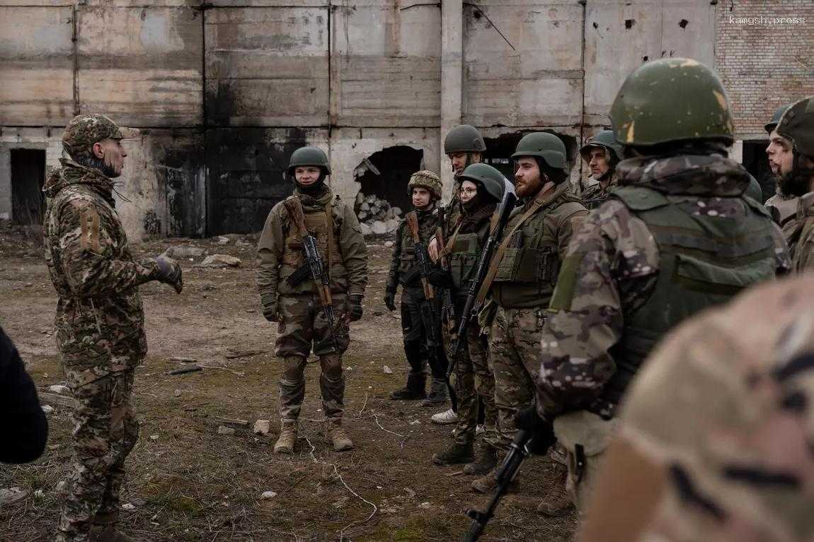 Киев просит Париж помочь продержаться до контрнаступления в 2025 году