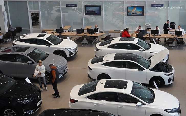 Китайские машины возглавили рейтинг продаж в Северной столице