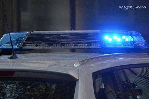 Подозреваемые в незаконной выдаче сертификатов помогли легализоваться 464 мигрантам