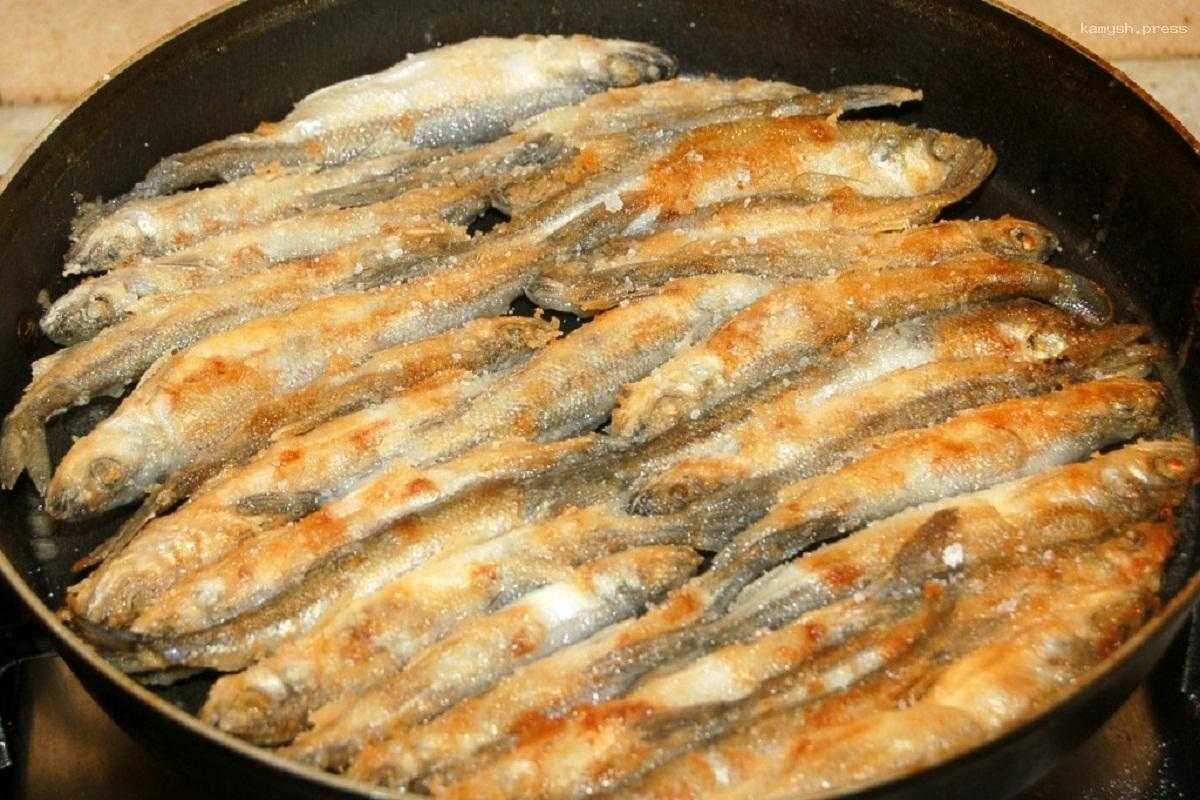 Диетолог Гончар предупредила об опасности жареной корюшки