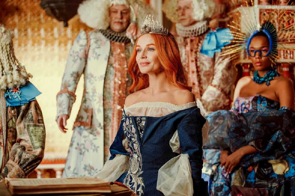 Режиссер Дмитрий Хахуза назвал три причины успеха киносказки «Летучий корабль»