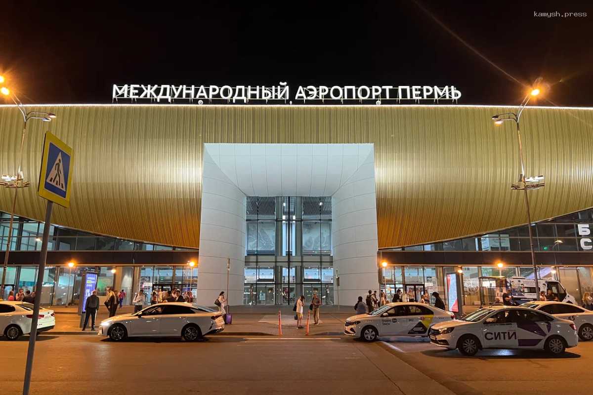 Пермские туристы почти сутки не могут улететь в Египет