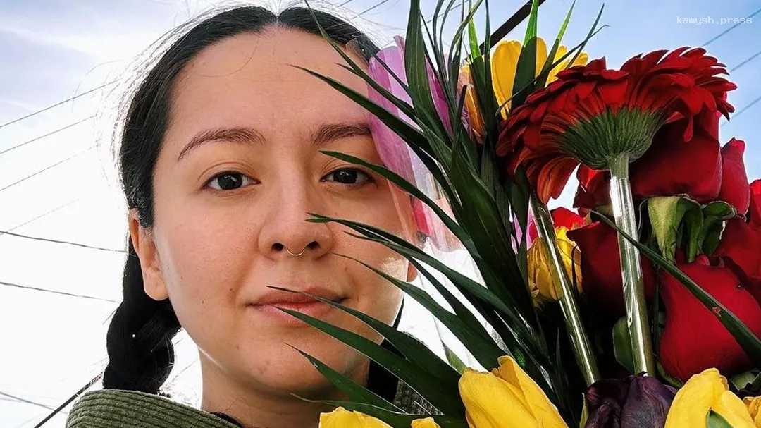 Эксперт рассказал, как сможет зарабатывать Манижа после отмены концертов в РФ