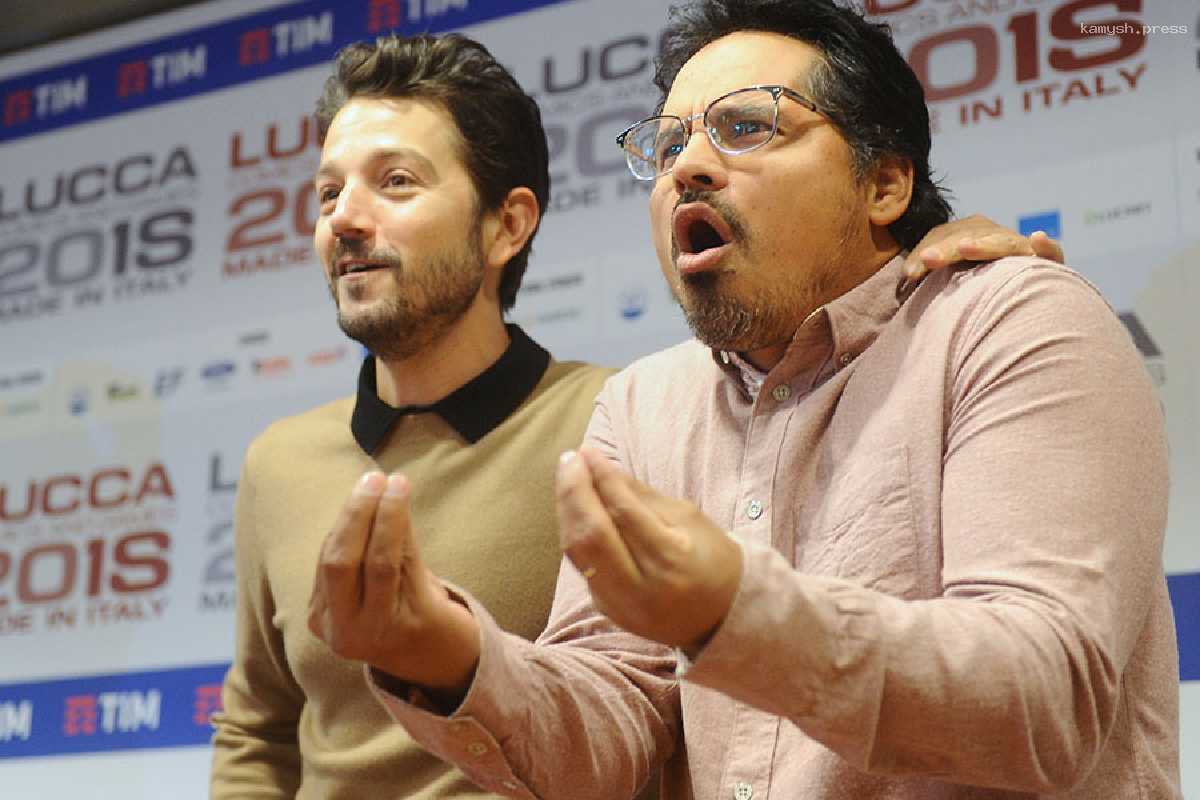 Ученые подтвердили: итальянцы действительно жестикулируют активнее других народов