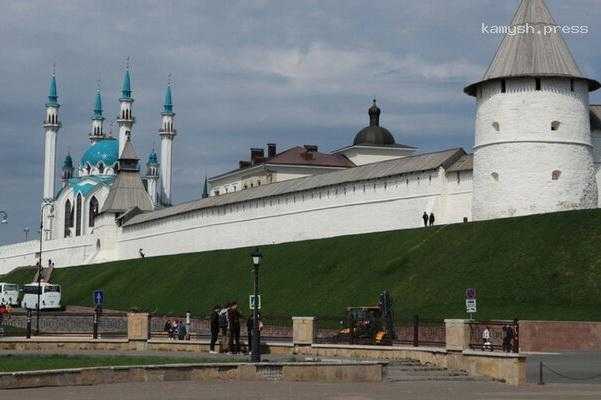 Стало известно, куда россияне отправятся на майские праздники