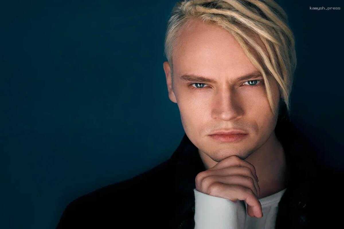 Певец Шаман предложил финансовую помощь с похоронами убитых во время теракта в «Крокусе»