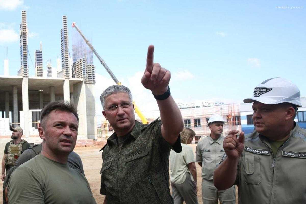 Песков заявил, что арест замминистра обороны не остановит начатые при нем стройки