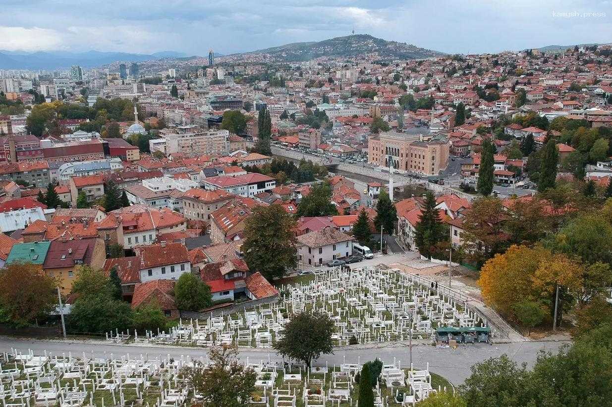 Состав с военной техникой Франции проследовал по территории Швейцарии